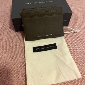 BNIB WANT Les Essentials Card Holder